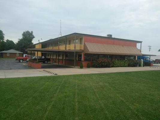 Big Bend Traveler'S Inn Great Bend 外观 照片