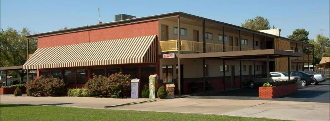 Big Bend Traveler'S Inn Great Bend 外观 照片