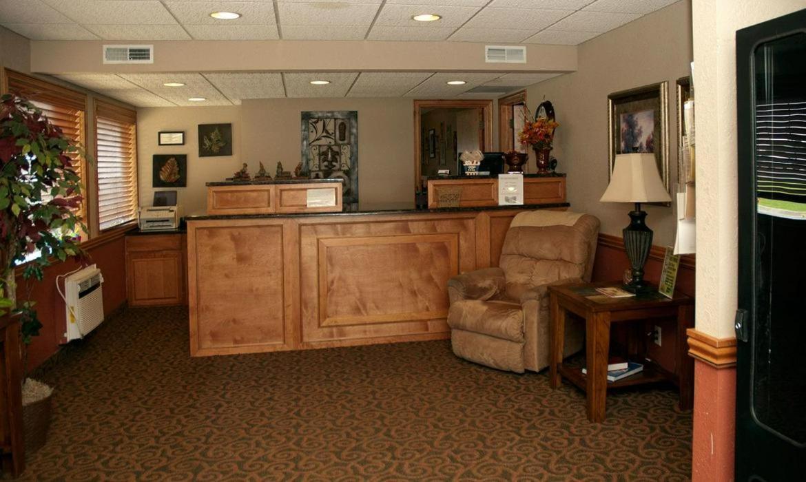 Big Bend Traveler'S Inn Great Bend 外观 照片